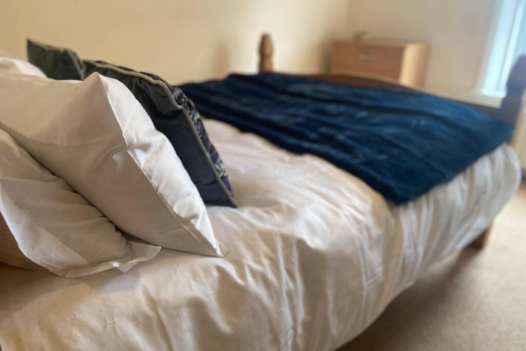 Upper 2 Bedroom Apartment In The Heart Of Jesmond Newcastle Upon Tyne Esterno foto